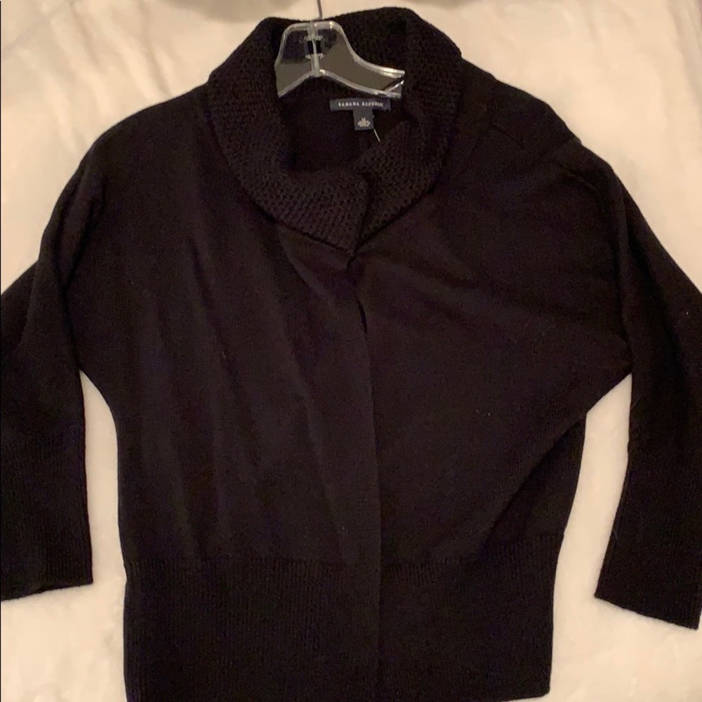 Banana Republic One Button Cardigan Sweater
